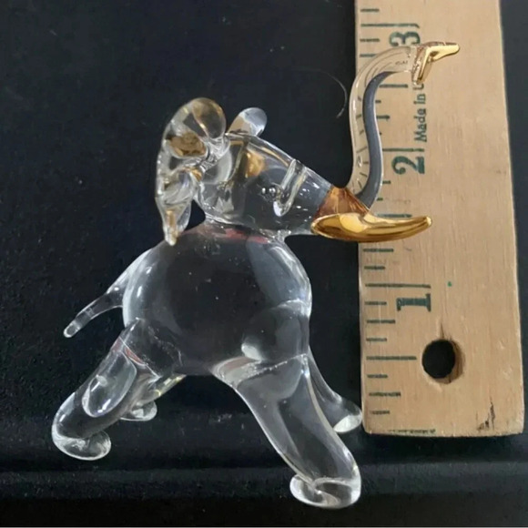 Handcrafted Glass Elephant Figurine With Gold Accents & Gift Box ABOUT FACE - Picture 4 of 16